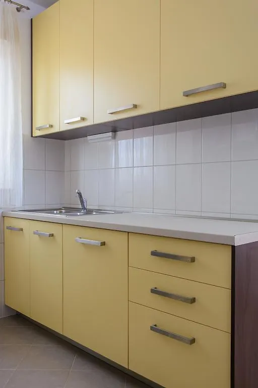 Apartment Meri Trogir 0*,  Kroatien